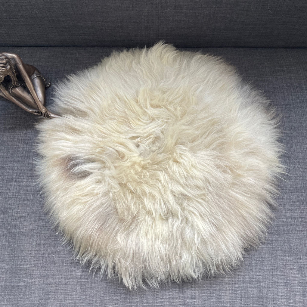 British Sheepskin Roundie Rare Breed Mix Natural ::: 45cm Seat Cover