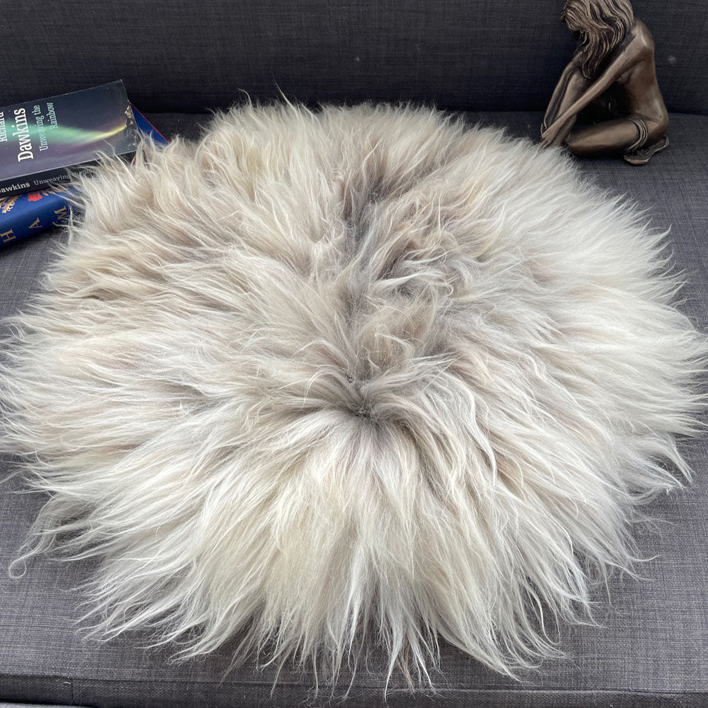 British Sheepskin Roundie Rare Breed Mix Natural ::: 45cm Seat Cover