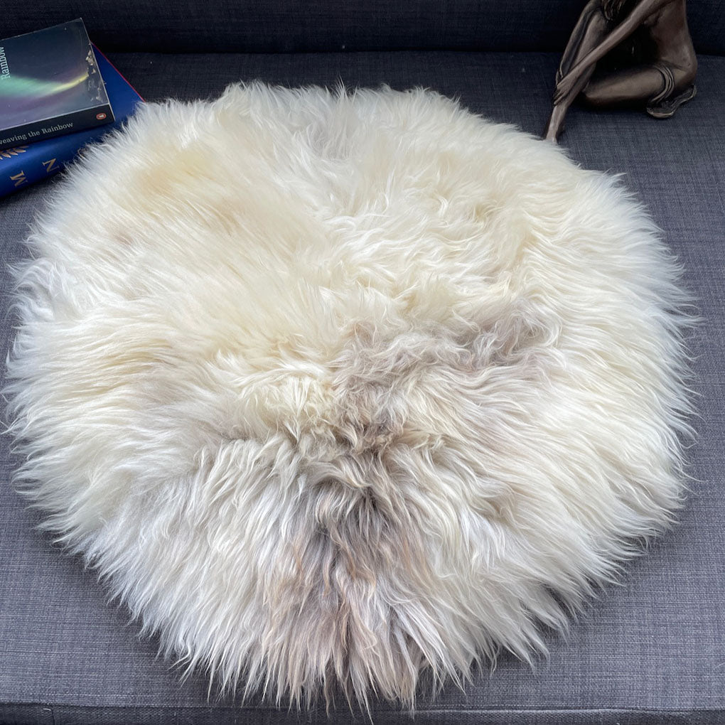 British Sheepskin Roundie Rare Breed Mix Natural ::: 45cm Seat Cover