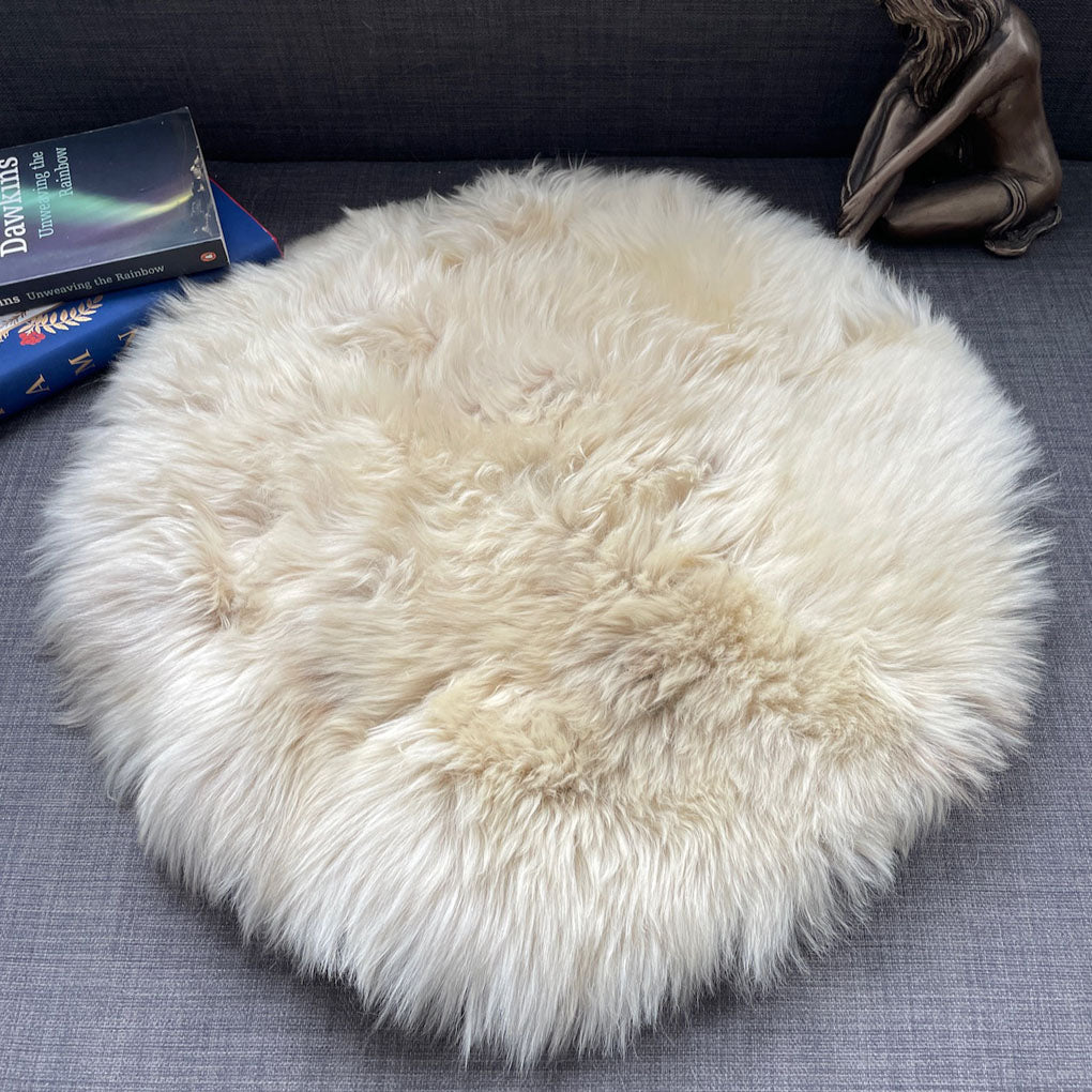 British Sheepskin Roundie Rare Breed Mix Natural ::: 45cm Seat Cover