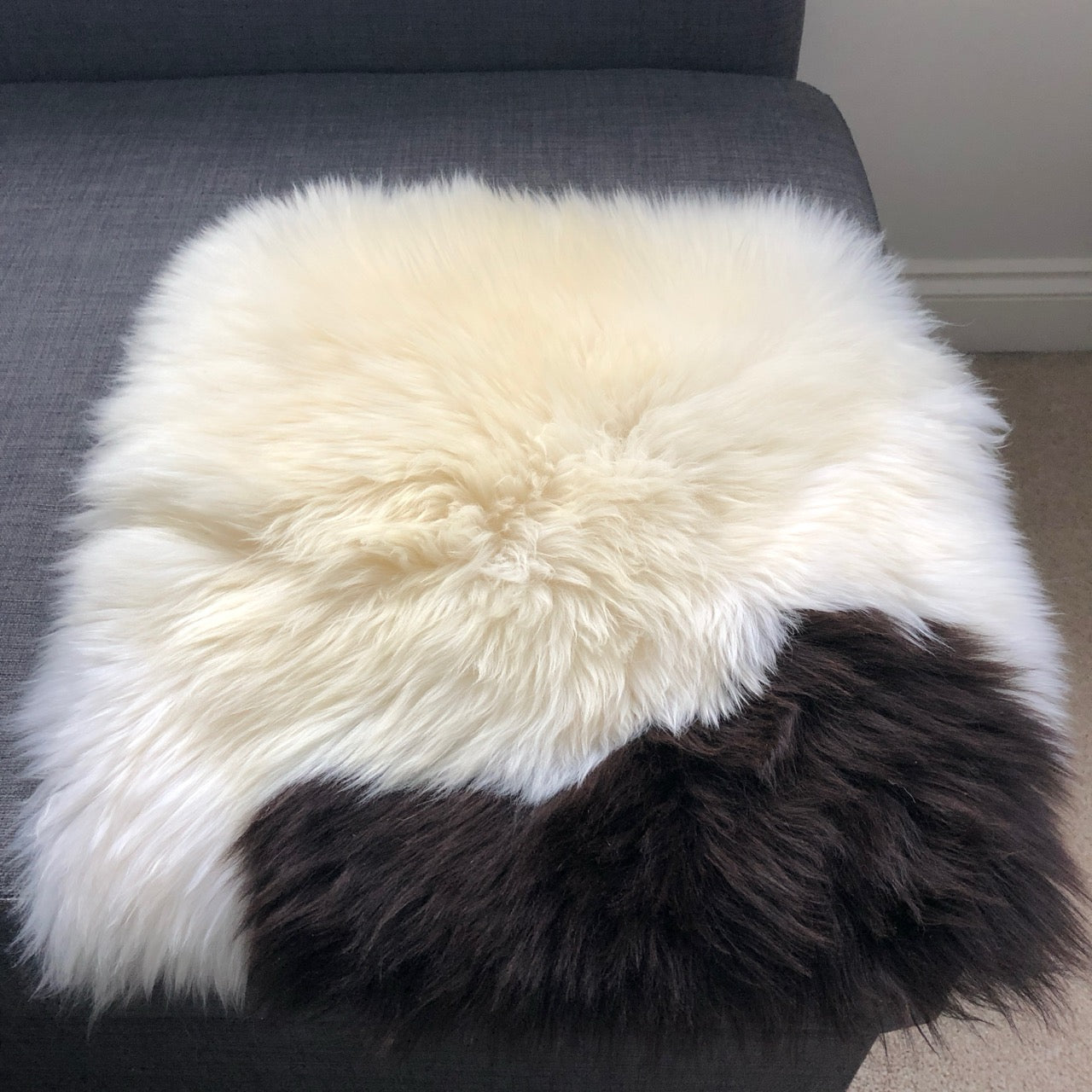 100% Real Sheepskin Seat Pad British Square 37cm White Cream Dark Brown