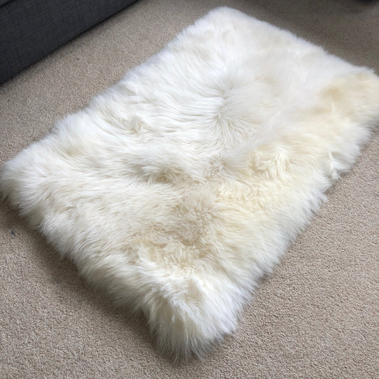 Soft British Sheepskin Rug Ivory Cream White Straight Edges Rectangular 55cm x 85cm