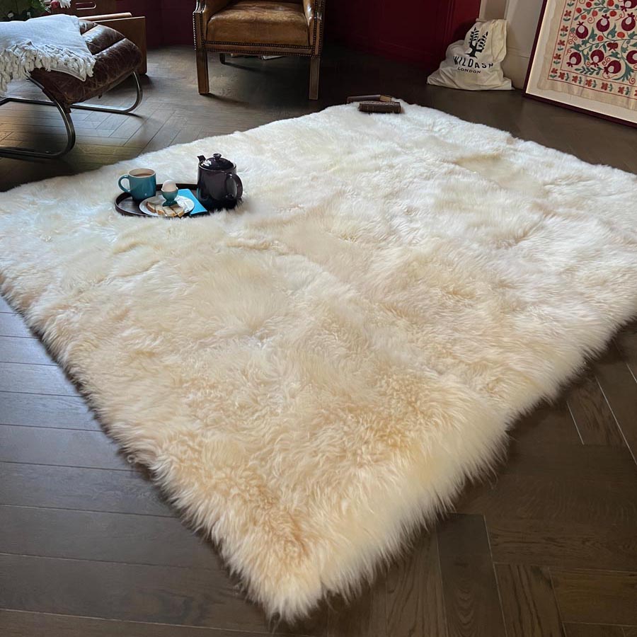 Stunning Soft British Sheepskin Rug Ivory Cream White Straight Edges Rectangular 145cm x 210cm