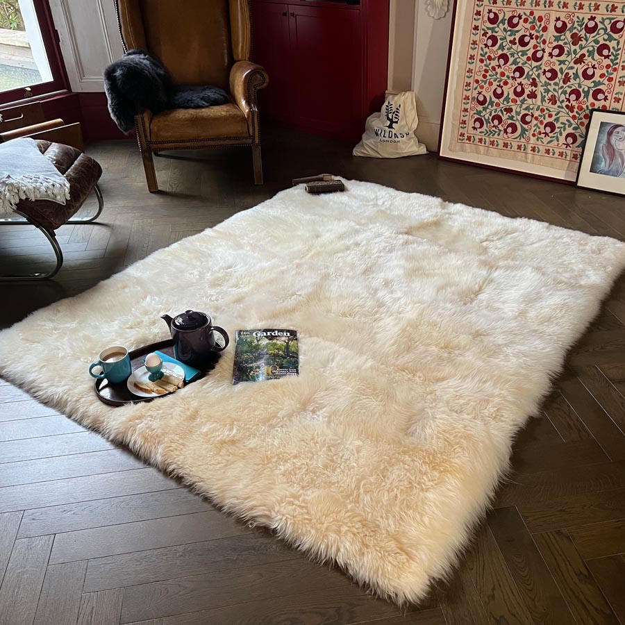 Stunning Soft British Sheepskin Rug Ivory Cream White Straight Edges Rectangular 145cm x 210cm