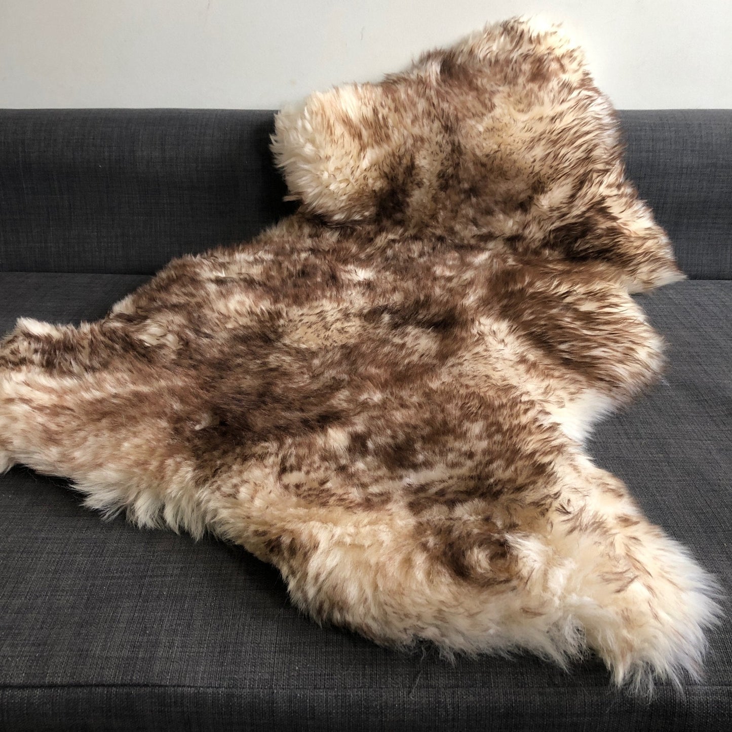 British Sheepskin Rug | Fleece | Latté | Cream & Brown Tipped Throw