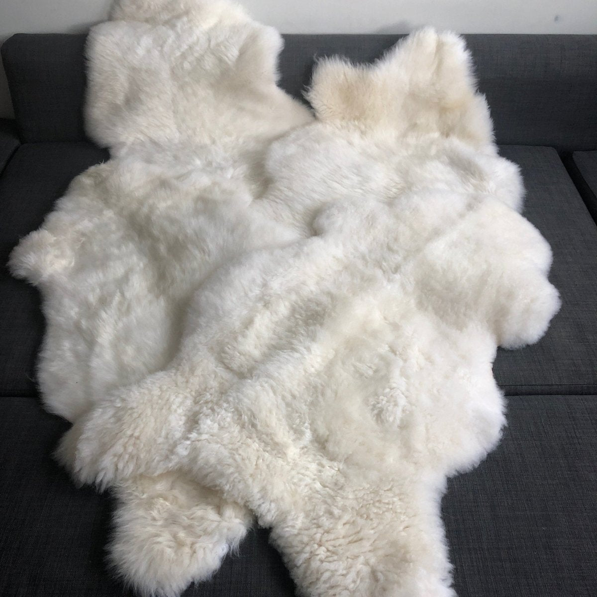 Luxurious British Sheepskin Rug Hide Ivory White Small Short Fur - British Sheepskin