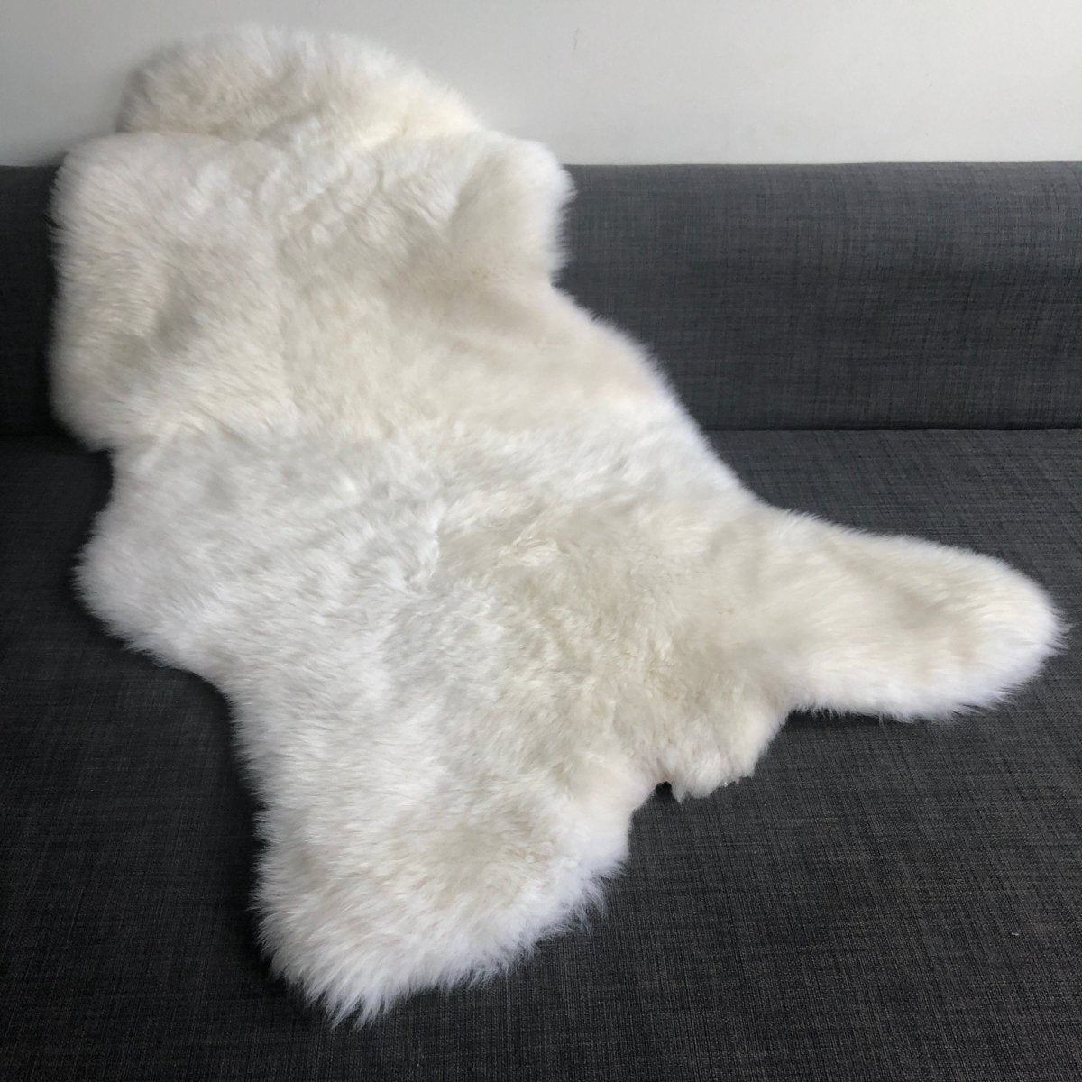 Luxurious British Sheepskin Rug Hide Ivory White Small Short Fur - British Sheepskin