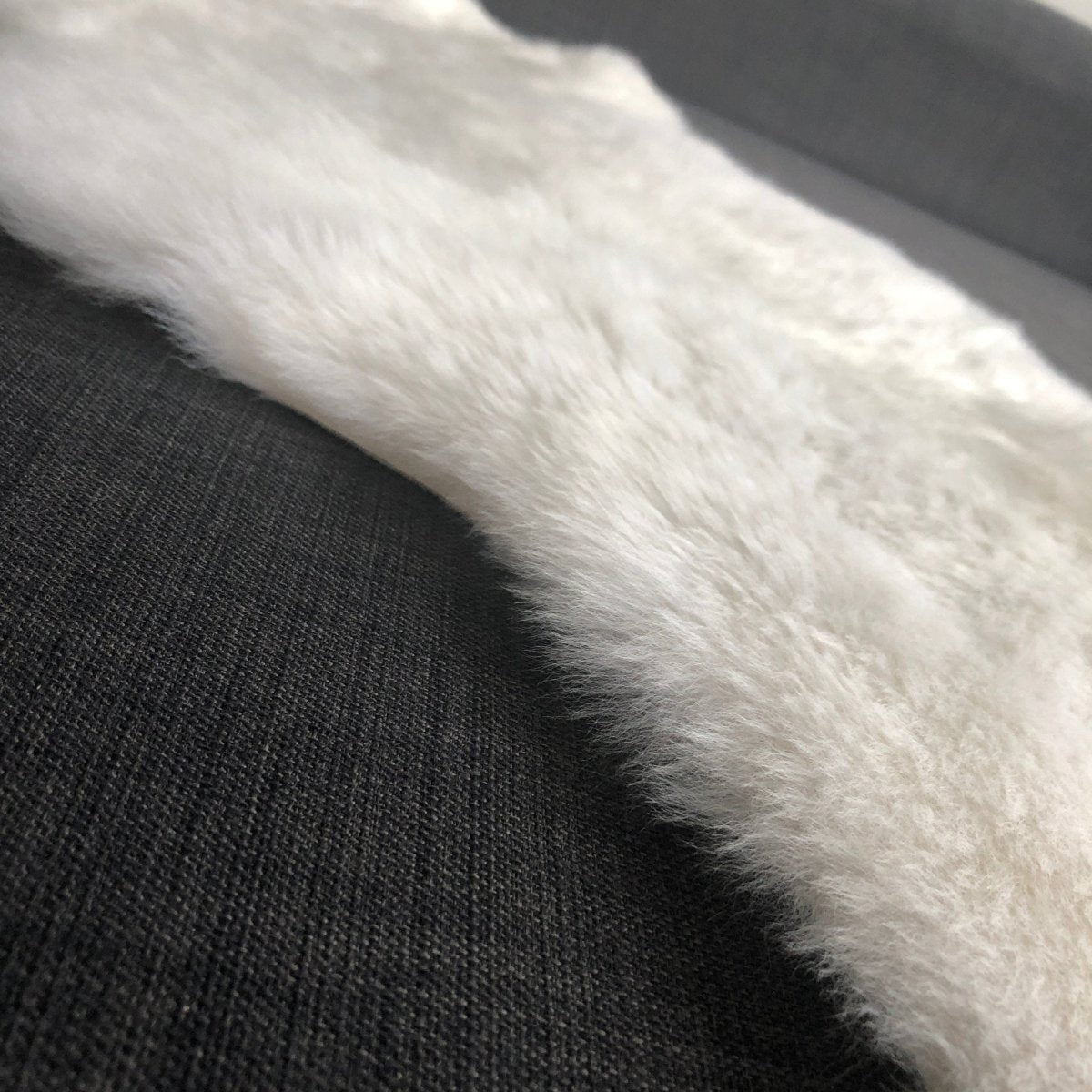 Luxurious British Sheepskin Rug Hide Ivory White Small Short Fur - British Sheepskin