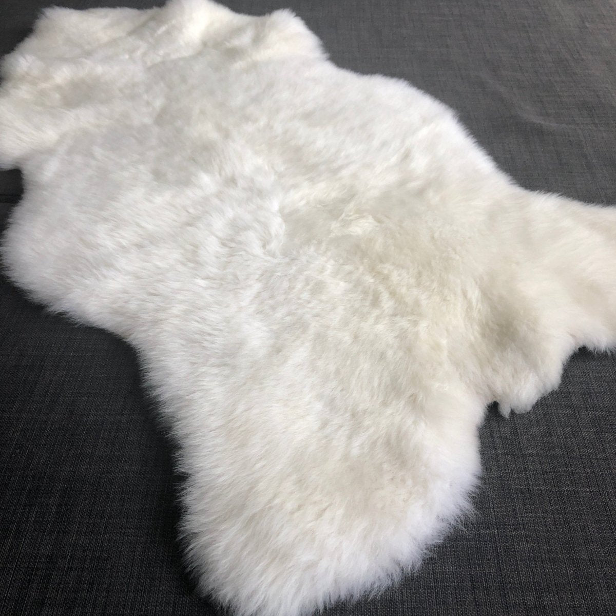 Luxurious British Sheepskin Rug Hide Ivory White Small Short Fur - British Sheepskin